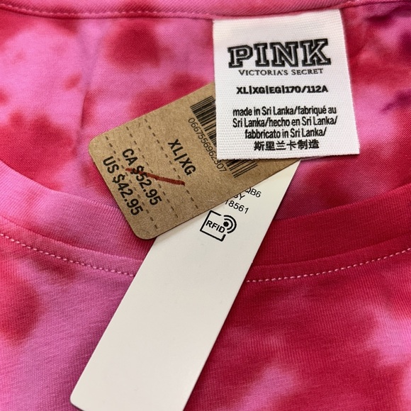 Victoria's Secret PINK
Ruched Side Dress Pink Tie Dye - Picture 10 of 10